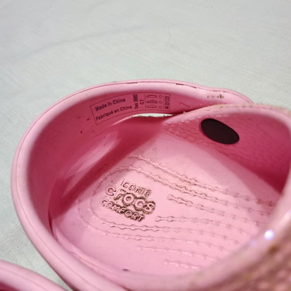 Sparkly Pink Toddler Crocs - Picture 4 of 5
